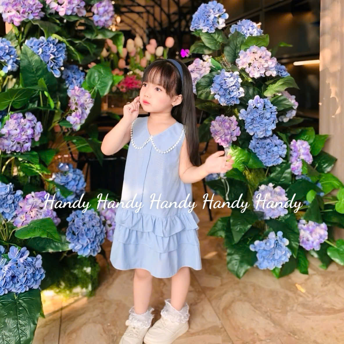 [🆕🇻🇳] Hân Dy Shop – Chuyên thiết kế ,cung cấp thời trang đầm bé gái nhãn hiệu Handy 🧑‍🧒❤️️👶⭐️ Sọc nhí dáng A xòe xinh nà
Được đổi szie , đổi mẫu nhé khách
Link shopee:
Link Tiktok:handyshop3006
 , shares-0✔️ , likes-3❤️️ , date-2025-12-23 04:12:01🇻🇳🇻🇳🇻🇳📰🆕