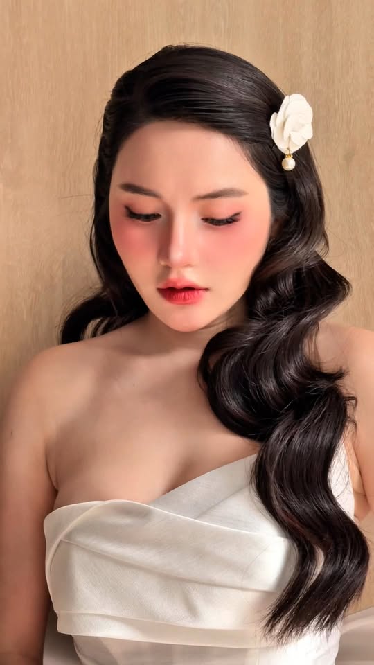 [🆕🇻🇳] TRIEU CUONG STUDIO 🤵🏻 Top1Wedding 👰🏻  Layout make up và làm tóc cho các nàng thơ của Triệu Cường studio và Zoe Bridal tham khảo nhaaa , shares-0✔️ , likes-2❤️️ , date-2025-12-05 18:49:38🇻🇳🇻🇳🇻🇳📰🆕