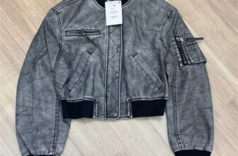 [🆕🇻🇳] Zaness Hàng Xuất Khẩu – Chuyên hàng hiệu xuất khẩu 👕 Top1Fashion 👗  #590k còn #490kÁO KHOÁC BOMBER DA màu xám washed chất lừ phom đẹp lắm các chị ơi  hãng Ber.. dư x.ịn full – XS (dưới 55kg)===================Hotline , shares-0✔️ , likes-1❤️️ , date-2025-12-08 02:40:36🇻🇳🇻🇳🇻🇳📰🆕