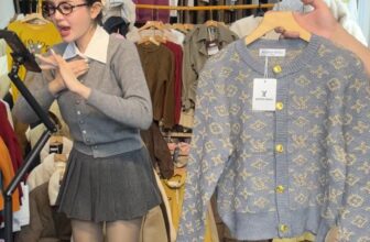 [🆕🇻🇳] Trần Thị Dung – Siêu Giá Rẻ – Thiết kế – Thời trang [🆕Top1Vietnam🇻🇳] 👕 Top1Fashion 👗  S.aleee S\u1eacpppp To\u00e0nnn b\u1ed9…..”},”is_text_only_story”:false,”id”:”UzpfSTEwMDA2NDM3NzE0NDEwOTpWSzoxNTM1ODAzNzc0MjA3MDE2″},”__module_operation_ , shares-131✔️ , likes-48❤️️ , date-2025-12-09 19:25:58🇻🇳🇻🇳🇻🇳📰🆕