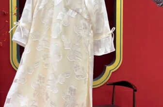 [🆕🇻🇳] ULACHOI’S OFFICIAL STORE – “ĐẸP VÀ CHẤT” 😎❤️️⭐️ TỐ VÂN HỒNG – VẺ ĐẸP NÊN THƠ CHO MẸ VÀ BÉ GÁIChất tơ kết hợp lụa mềm mại – bề mặt nhẹ, mịn, lên form chuẩn và tạo độ rủ tự nhiên.
Thiết kế áo d , shares-0✔️ , likes-1❤️️ , date-2025-12-09 07:28:09🇻🇳🇻🇳🇻🇳📰🆕