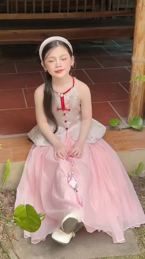 [🆕🇻🇳]  SAM ƠI – chuyên đồ Tết cho bé với đa dạng mẫu mã 🧑‍🧒❤️️👶⭐️  , shares-0✔️ , likes-2❤️️ , date-2025-12-05 16:24:57🇻🇳🇻🇳🇻🇳📰🆕