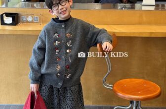 [🆕🇻🇳]  Buily Store Chuyên Quần Áo Trẻ Em Cao Cấp 🧑‍🧒❤️️👶⭐️ Áo cdg len mix với quần nỉ da beo siu chất
𝐅𝐮𝐥𝐥 𝐬𝐢𝐳𝐞 : 𝟗𝟎-𝟏𝟎𝟎-𝟏𝟏𝟎-𝟏𝟐𝟎-𝟏𝟑𝟎-𝟏𝟒𝟎-𝟏𝟓𝟎-𝟏𝟔𝟎
Các ty ib em tư vấn size chuẩn cho bé iu ạ________________________ , shares-0✔️ , likes-1❤️️ , date-2025-12-06 01:40:10🇻🇳🇻🇳🇻🇳📰🆕