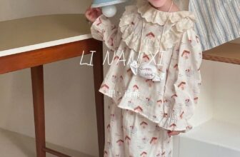 [🆕🇻🇳]  LUV MICHI – Thời trang trẻ em cao cấp 🧑‍🧒❤️️👶⭐️ Mêeeeeee rùi thì chốt liền tay nào các mẹ ơi
Đủ size 9-27kg giá 255k
, shares-0✔️ , likes-1❤️️ , date-2025-12-07 22:51:31🇻🇳🇻🇳🇻🇳📰🆕