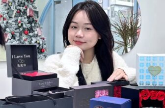 [🆕🇻🇳] Blue Peach – Trang Sức Bạc – Mẫu Mã Đa Dạng Nhất 🧸♥️️ Top1Gift 🎁  Noel đang đến gần, chàng đang đau đầu không biết tặng gì cho nàng vui?
Set quà chỉ từ 3.9.9K là lựa chọn hoàn hảo để chàng ghi điểm trong mắt nàng đấy
—- , shares-0✔️ , likes-1❤️️ , date-2025-12-07 16:42:42🇻🇳🇻🇳🇻🇳📰🆕