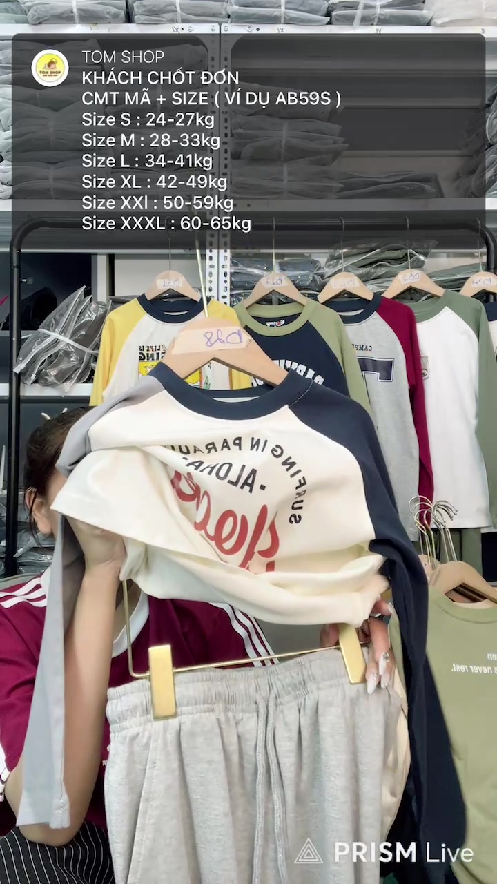 [🆕🇻🇳] Mr Simple Style 👕 Top1Fashion 👗  𝗙𝗢𝗥𝗠𝗔𝗟 𝗖𝗛𝗘𝗖𝗞𝗘𝗥𝗘𝗗 𝗕𝗟𝗔𝗭𝗘𝗥 | Blazer kẻ ô tông nâu xám, vai đứng nhẹ, dễ tạo nên vẻ ngoài chỉn chu mà không quá cứng nhắc.

Một lựa chọn linh hoạt cho những ng , shares-1✔️ , likes-20❤️️ , date-2025-12-10 17:50:44🇻🇳🇻🇳🇻🇳📰🆕