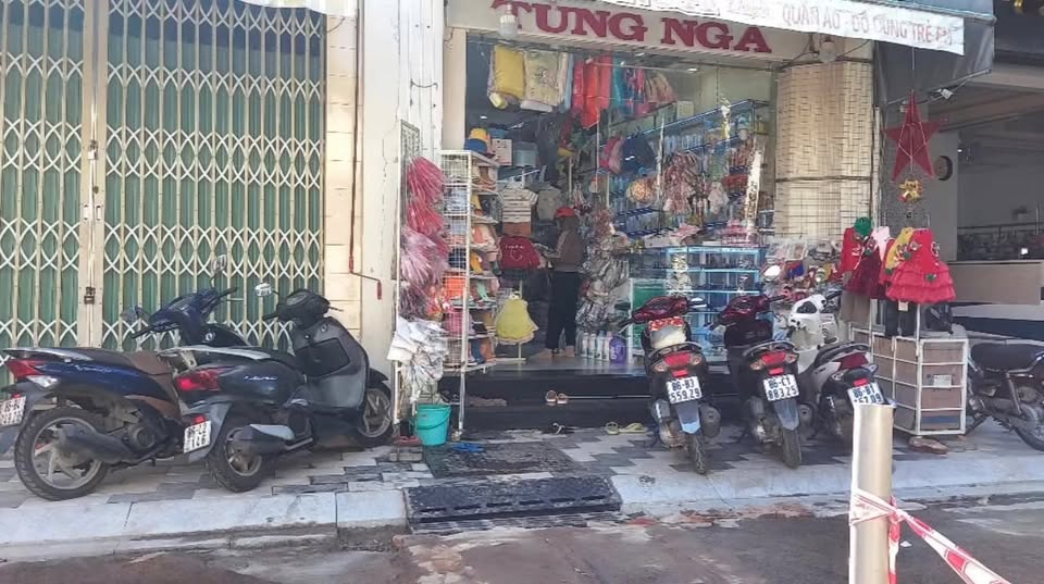 [🆕🇻🇳]  Shop Tùng Nga – Sản phẩm từ sơ sinh đến 15 tuổi 🧑‍🧒❤️️👶⭐️ Đồ ấm về, sáng lạnh rùi
#shoptungnga
#quanaotreem
#mevabe
#trongoidisinh , shares-0✔️ , likes-4❤️️ , date-2025-12-07 16:31:25🇻🇳🇻🇳🇻🇳📰🆕