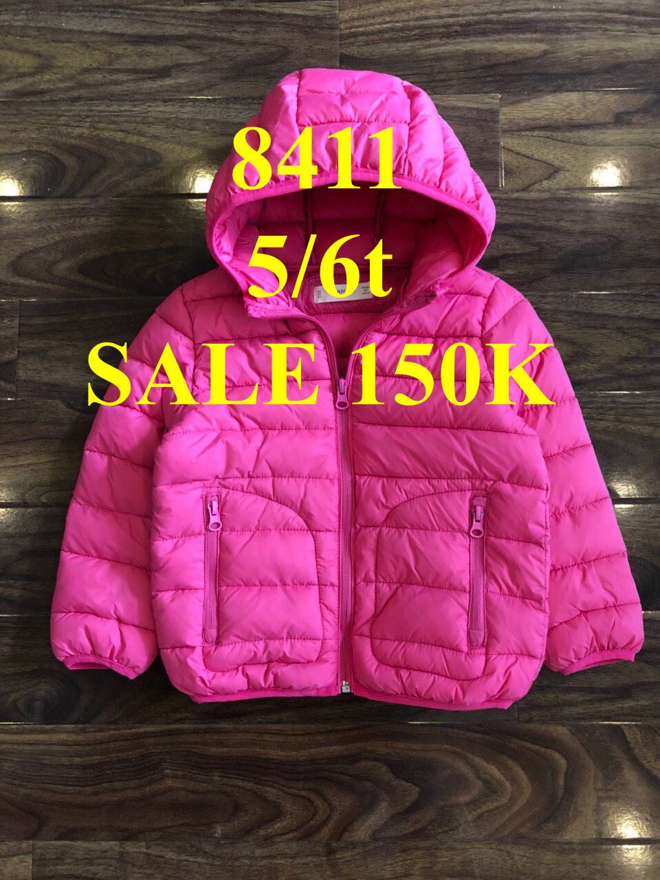 [🆕🇻🇳] Thời trang trẻ em Việt Nam xuất khẩu-Cambodia xuất xịn 😎❤️️⭐️ SALE 150K
* Mã 8411: Áo phao Mango bé gái dư xịn
– Các màu như hình
– Size: 5/6 tuổi
– Giá: 340K/C => SALE 150K
– – – – – – – – – –
– Hotline/ZALO: 0983 39 , shares-1✔️ , likes-1❤️️ , date-2025-12-09 23:18:16🇻🇳🇻🇳🇻🇳📰🆕