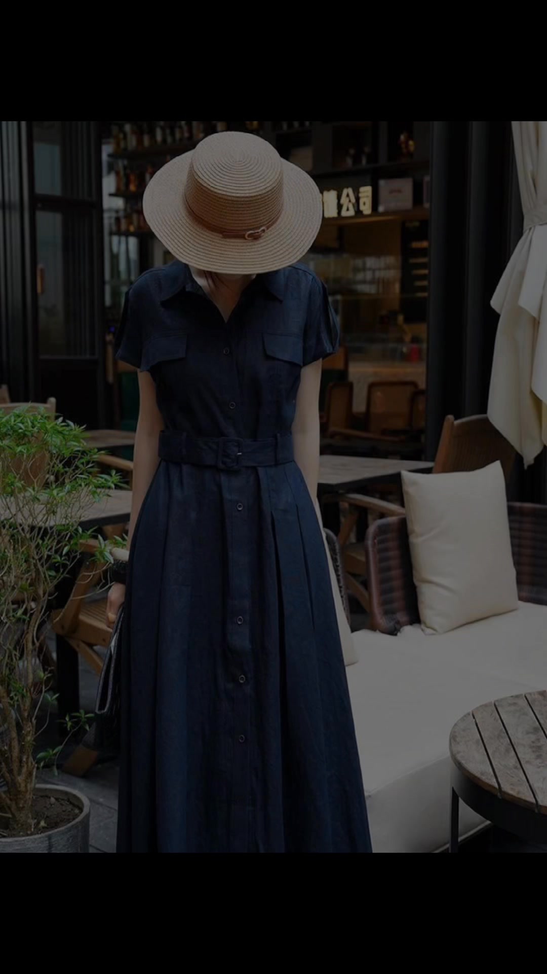 [🆕🇻🇳] VANI – Thiên đường Thời trang 👕 Top1Fashion 👗  Chiếc váy khiến nàng trông thanh lịch chỉ trong 3 giây
Mềm – nhẹ – mát, dáng dài tinh tế cực tôn dáng.
Giá chỉ 390K – Full size 40–70kg
Inbox ngay để chố , shares-0✔️ , likes-3❤️️ , date-2025-12-05 21:05:06🇻🇳🇻🇳🇻🇳📰🆕