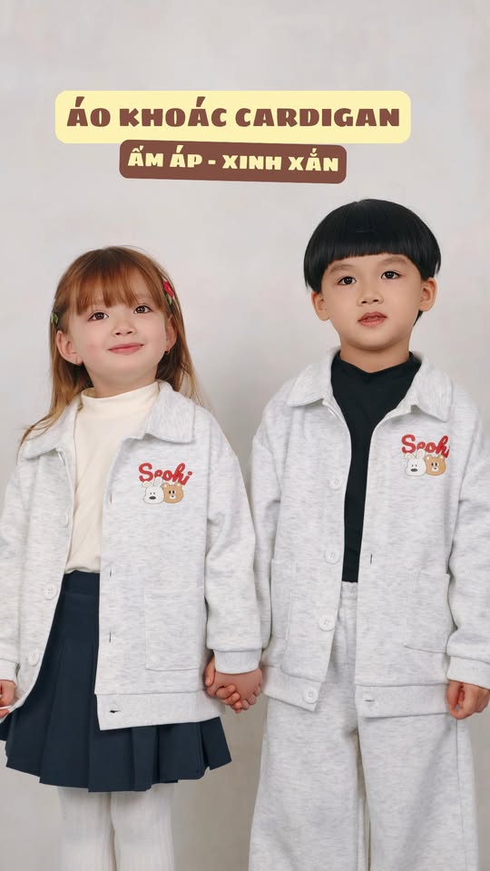 [🆕🇻🇳]  SEOHI – Cửa hàng quần áo sơ sinh & trẻ em 🧑‍🧒❤️️👶⭐️ Gợi ý mặc cardigan thật xinh, thật ấm cho các bé iuuu
Các bé gái lựa ngay chân váy kaki xếp li mặc cùng áo giữ nhiệt và đi thêm chiếc tất dài, khoác áo car , shares-0✔️ , likes-3❤️️ , date-2025-12-11 18:32:30🇻🇳🇻🇳🇻🇳📰🆕