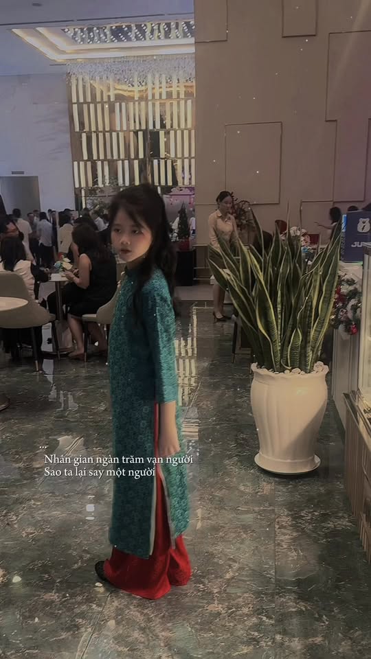 [🆕🇻🇳]  Kim Yến si mẹ nhím – chuyên khui kiện secondhand Hàn Quốc,Nhật Bản  🧑‍🧒❤️️👶⭐️
E đang live body bé 0-2t
, shares-1✔️ , likes-1❤️️ , date-2025-12-06 19:02:06🇻🇳🇻🇳🇻🇳📰🆕