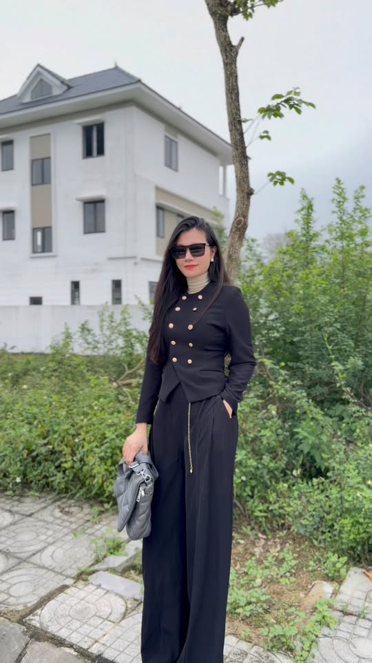 [🆕🇻🇳] XU LALA Shop 👕 Top1Fashion 👗  Cảm ơn anh luôn giành cho em những gì tốt nhất  Anh nào thì em ko bít 
 , shares-0✔️ , likes-6❤️️ , date-2025-12-18 00:12:04🇻🇳🇻🇳🇻🇳📰🆕