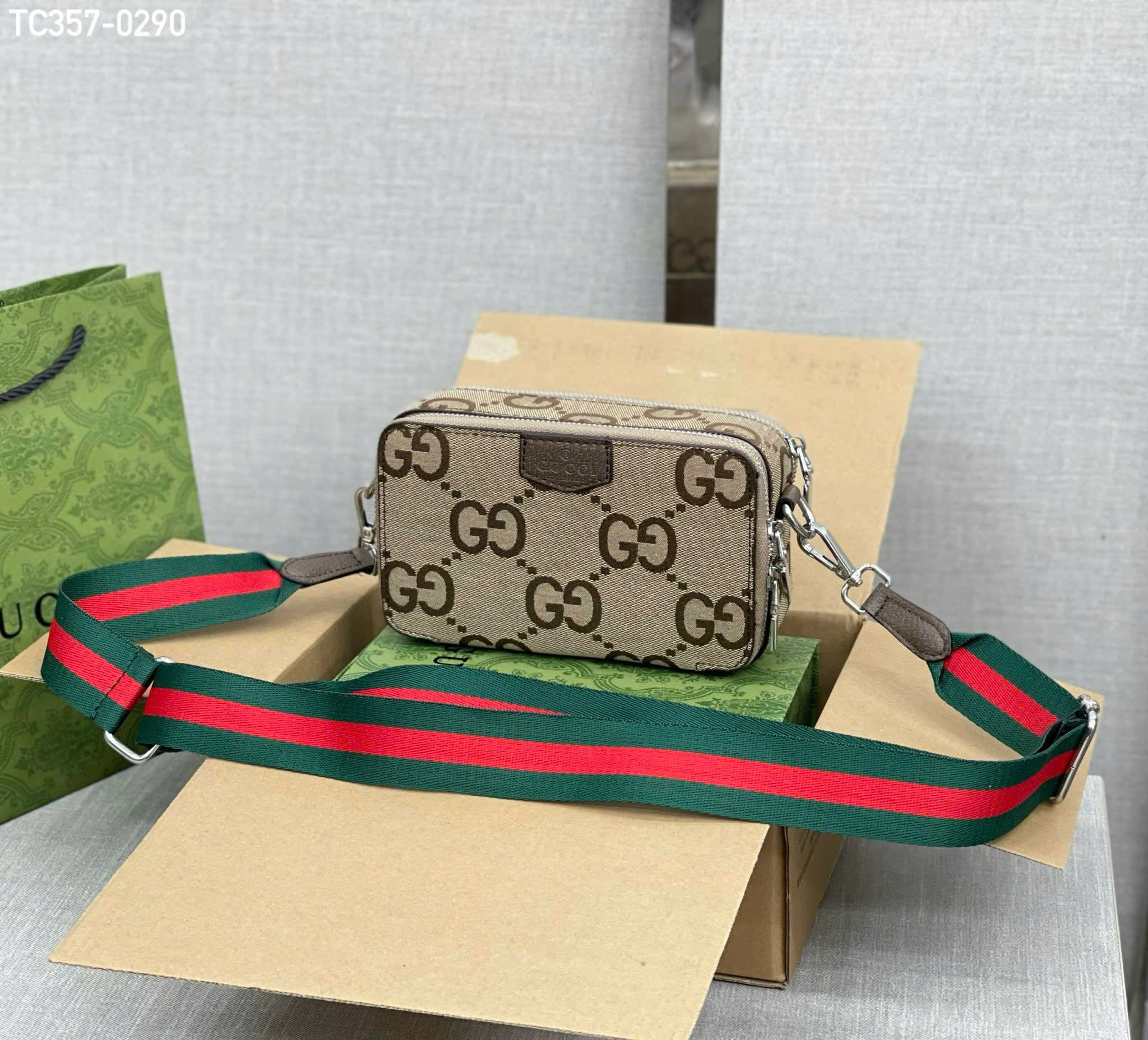 [🆕🇻🇳]  Chuchubaby – Chăm con kiểu Nhật 🧑‍🧒❤️️👶⭐️ Mẹ ơi nhớ thoa dưỡng ẩm cho bé mỗi ngày để làn da luôn ẩm mượt trong mùa đông này nhé
, shares-0✔️ , likes-3❤️️ , date-2025-12-08 22:03:14🇻🇳🇻🇳🇻🇳📰🆕