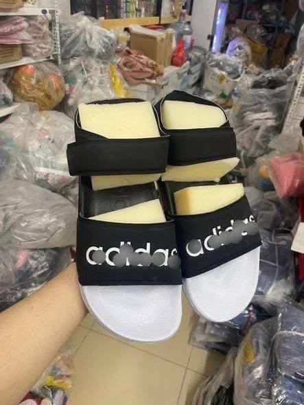 [🆕🇻🇳] VIVIKA ra đời năm 2021 bởi Founder cùng đội ngũ thiết kế trẻ năng động với triết lý: SHINE YOUR WAY 👕 Top1Fashion 👗  Phong cách cho ngày hôm nay
#vivikaclothing #vivika #suitsbychan #style #trend #fashion #design #thietke #thoitrang #dichoi #ootd #streetstyle #set #setdo , shares-0✔️ , likes-37❤️️ , date-2025-12-08 03:01:11🇻🇳🇻🇳🇻🇳📰🆕