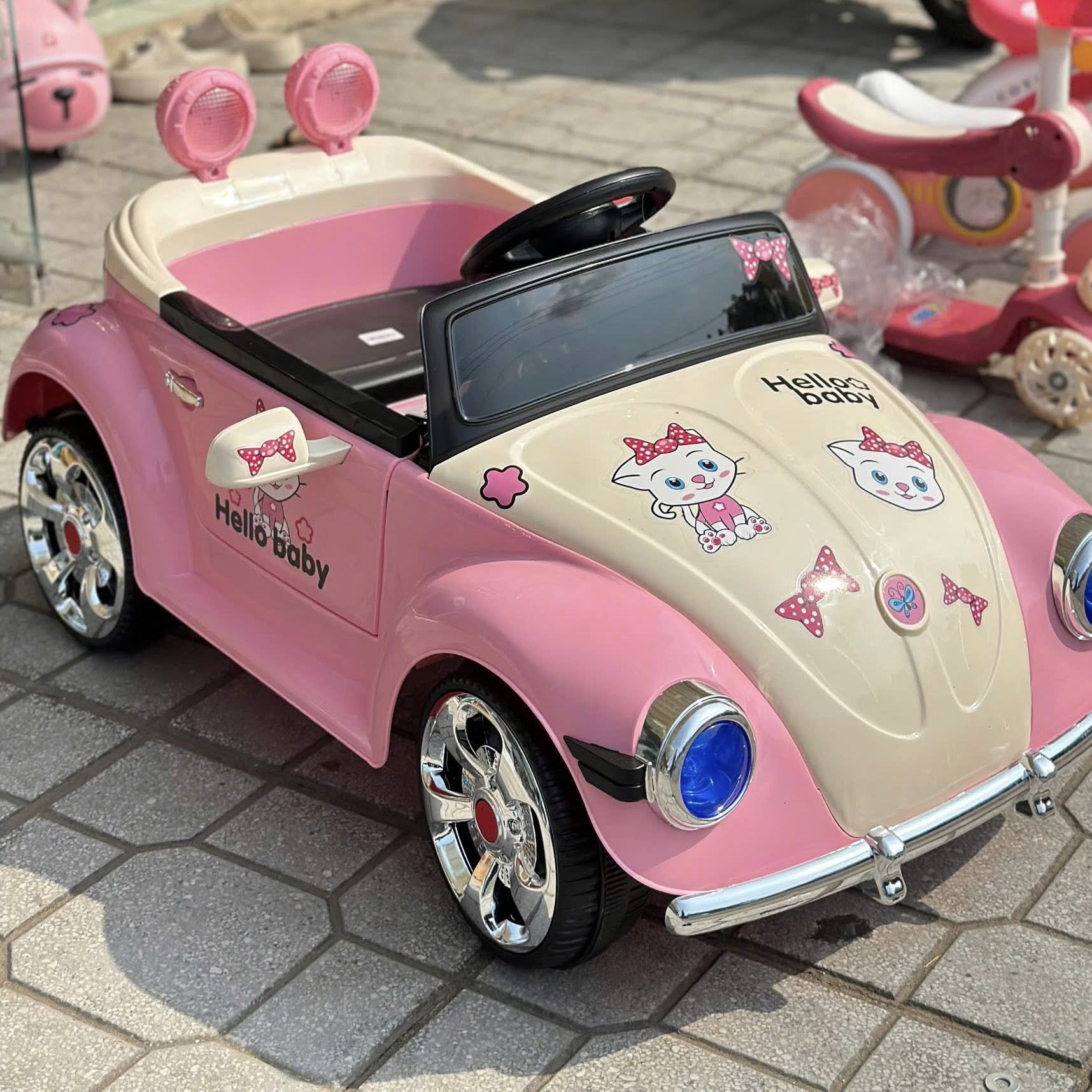 [🆕🇻🇳] Siêu thị mẹ và bé MORI KIDS – Chuyên kinh doanh các sản phẩm sữa bỉm cho bé, trọn gói đi sinh 🧑‍🧒❤️️👶⭐️  MORIKIDS – TEAM HỒNG LÊN ĐỒ!Ai nói con gái không thể có xế sang riêng?
Chiếc xe đầu đời của bé – phải vừa đẹp, vừa an toàn, lại chuẩn phong cách “tiểu  , shares-4✔️ , likes-3❤️️ , date-2025-12-09 20:40:14🇻🇳🇻🇳🇻🇳📰🆕