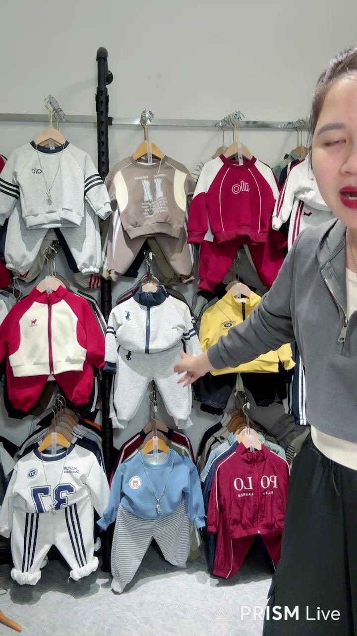 [🆕🇻🇳]  Hà Lương -chuyên sỉ lẻ quần áo trẻ em tận gốc  🧑‍🧒❤️️👶⭐️ X\u1ea3 l\u1ebb size 39-49kkk…”},”is_text_only_story”:false,”id”:”UzpfSTEwMDAyMzk1MDM2MTU1NjpWSzoxMjM0MDc5NDM1Mjc2MDI2″},”__module_operation_CometFeedSto , shares-1✔️ , likes-5❤️️ , date-2025-12-19 04:02:14🇻🇳🇻🇳🇻🇳📰🆕