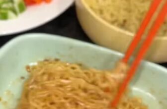 [🆕🇻🇳] Indomie Vietnam – Mì xào khô Indomie – Hương vị được yêu thích trên toàn thế giới! 🍔 Top1Food  🍜 Tiếp tục series ăn đêm cùng IndomieNấu nhanh – ăn ngon – no bụng để tiếp tục cày deadline, phim hay và làm điều bạn thích!Cre: @vimaay
Link: dưới ph , shares-0✔️ , likes-2❤️️ , date-2025-12-09 16:36:23🇻🇳🇻🇳🇻🇳📰🆕