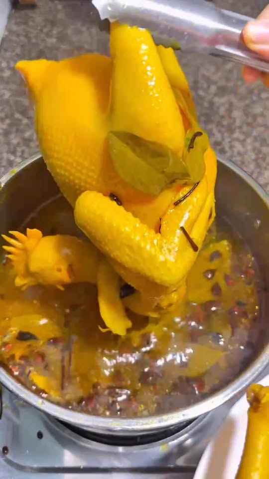 [🆕🇻🇳] MinhMinh Bigsize VNXK – Hàng Hiệu Xuất Xịn 👕 Top1Fashion 👗  Hôm nay 12h30 trưa  thứ 7 cuối tuần ngày 13/12 em SALE  tất cả áo đầm lẻ size hàng hiệu giá siêu rẻ ,để có chỗ nhập hàng mới , mấy chị xem live săn sale vớ , shares-2✔️ , likes-5❤️️ , date-2025-12-13 17:47:38🇻🇳🇻🇳🇻🇳📰🆕