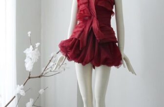 [🆕🇻🇳] HOÀNG LINH Secret – Thương hiệu thời trang thiết kế cao cấp dành cho phái nữ 👕 Top1Fashion 👗  𝑴𝒖𝒐̂́𝒏 𝒎𝒐̛̉ 𝒎𝒂̀𝒏 𝒏𝒂̆𝒎 𝒎𝒐̛́𝒊 𝒕𝒉𝒂̣̂𝒕 𝒓𝒖̛̣𝒄 𝒓𝒐̛̃?
𝑪𝒉𝒐̣𝒏 đ𝒐̉ 𝒔𝒂𝒏𝒈 – đ𝒐̉ 𝒕𝒊𝒏𝒉 𝒕𝒆̂́ 𝒎𝒐̛́𝒊 𝒍𝒂̀ đ𝒂̆̉𝒏𝒈 𝒄𝒂̂́𝒑.
SET THIẾT KẾ ĐỎ RƯỢU – PHOM 3D GIỚI HẠN
Một thiết kế , shares-17✔️ , likes-154❤️️ , date-2025-12-10 01:01:27🇻🇳🇻🇳🇻🇳📰🆕