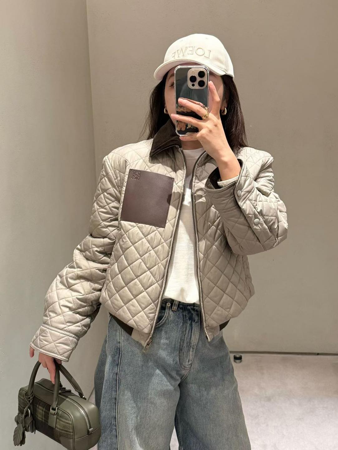 [🆕🇻🇳] NGÔ THUỲ TRANG Boutique – CHUYÊN CÁC MẶT HÀNG THỜI TRANG 👕 Top1Fashion 👗  Đừng làm bình hoa di động 
Hãy làm phiên bản đắt giá của chính mình 
 , shares-0✔️ , likes-0❤️️ , date-2025-12-18 19:04:08🇻🇳🇻🇳🇻🇳📰🆕