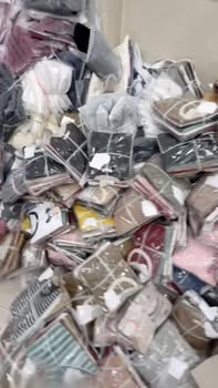 [🆕🇻🇳] Hà An Clothing Mỹ Hạnh 👕 Top1Fashion 👗   Cao  gót lụa viền đá về hàng loại cực đẹp, tôn dáng , sang chảnh dã man. Hàng siêu đẹp fullbox
Sz 35/39 ( có 39 )
#xuhuong #giaycaogot , shares-0✔️ , likes-0❤️️ , date-2025-12-15 06:26:25🇻🇳🇻🇳🇻🇳📰🆕