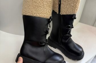 [🆕🇻🇳] Luca.an kids – Thời trang trẻ em cao cấp 🧑‍🧒❤️️👶⭐️ Boot cổ lông E mới về xinh lắm ạ
Sz 26-30
, shares-0✔️ , likes-0❤️️ , date-2025-12-10 15:58:46🇻🇳🇻🇳🇻🇳📰🆕