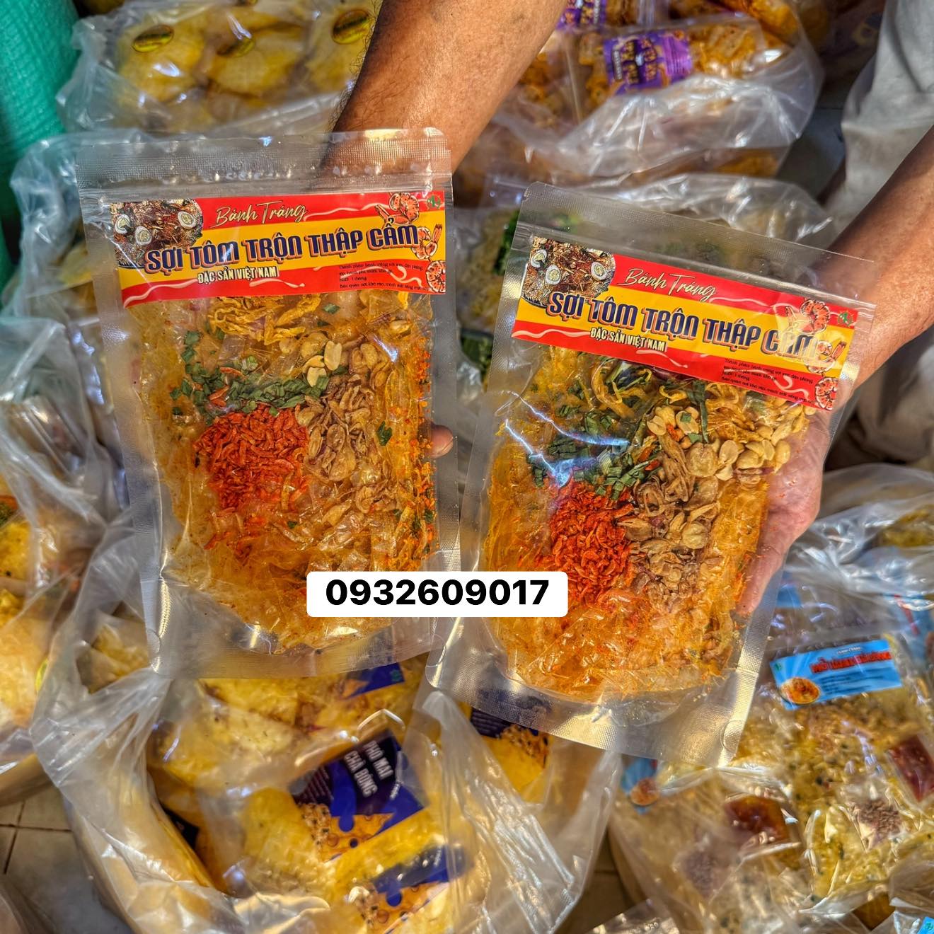 [🆕🇻🇳] Bánh tráng Mạnh Hùng – Xưởng sỉ bánh tráng Mạnh Hùng 🍔 Top1Food  🍜  30B là SỈ. SL giá tốt nhất.
Mẫu mã đa dạng, chất lượng.
Bao bì đóng gói bằng dây chuyền máy móc hiện đại.
 Ship nhanh toàn quốc.
 0932609017
 , shares-0✔️ , likes-2❤️️ , date-2025-12-16 04:43:59🇻🇳🇻🇳🇻🇳📰🆕