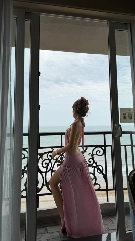 [🆕🇻🇳] Thời trang công sở SUHA 👕 Top1Fashion 👗  𝐂𝐋𝐀𝐈𝐑𝐄 𝐒𝐄𝐓 | Cuốn hút dịu dàng, từng bước đi là một dấu ấn.Thiết kế  nhà SUHA sinh ra để dành cho những cô nàng yêu vẻ đẹp kín đáo nhưng vẫn muốn tỏa sán , shares-0✔️ , likes-8❤️️ , date-2025-12-09 19:03:37🇻🇳🇻🇳🇻🇳📰🆕