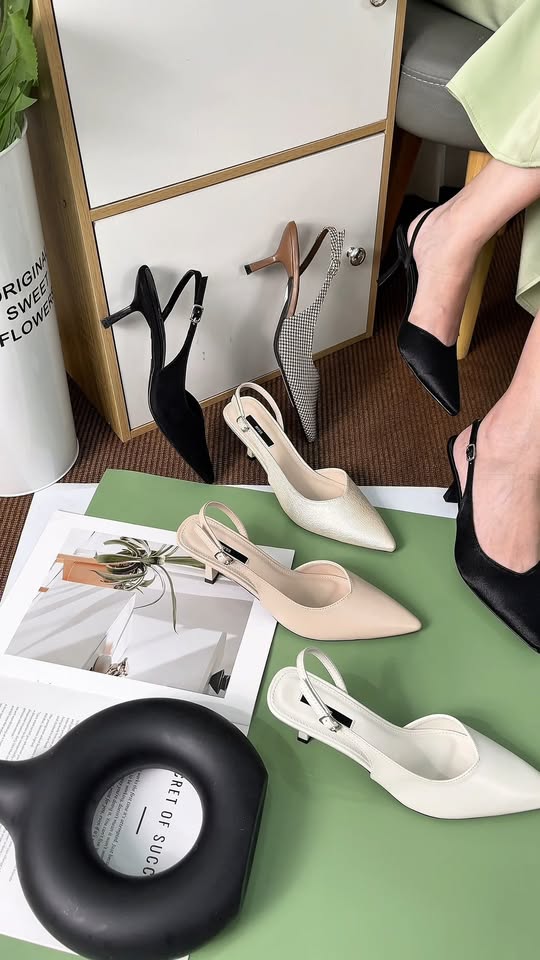 [🆕🇻🇳] NGỌC ÁNH DƯƠNG – Chuyên TKế Cao Cấp – QCCC – Siêu Cấp VIP 👕 Top1Fashion 👗  Set Dạ Ghi Xám đậm-Mầu ưng quá trời
Trẻ trung mà vẫn sang trọng thanh lịchhh
Set dạ dày dặnnn lắm nàng ơi. Form xứng đáng để nàng xuống tiềnnn tậuuu em í
𝐅 , shares-0✔️ , likes-2❤️️ , date-2025-12-16 20:55:22🇻🇳🇻🇳🇻🇳📰🆕