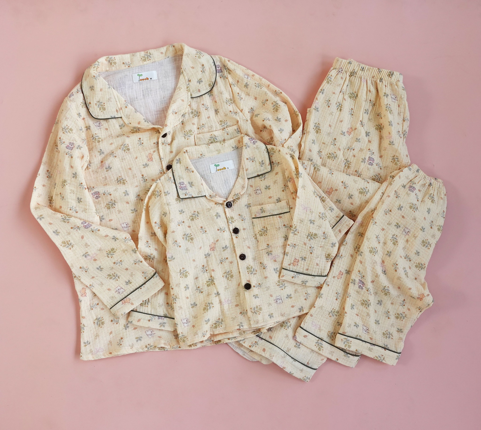 [🆕🇻🇳] Ceci Cela – Born to give you a dose of Feminine 👕 Top1Fashion 👗  Kissy set for christmas 
Ghé ngay cửa hàng Ceci Cela gần nhất để trải nghiệm sản phẩm.

Visit us our Website: www.cecicela.vn
Shopee: 
Lazada: 
T.i.k.t.o.k , shares-0✔️ , likes-0❤️️ , date-2025-12-21 03:16:01🇻🇳🇻🇳🇻🇳📰🆕