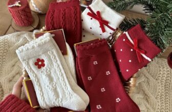 [🆕🇻🇳] Sáu Bảnh – thời trang trẻ em VNXK & order hàng nội địa Trung 🧑‍🧒❤️️👶⭐️ Set 3 đôi vớ cao cổ vibe Noel-Năm Mới cho ce
Giá #​60k/set 3d
Mẫu nào cũng xinh, màu sắc rất phù hợp cho ce mix đồ những dịp cuối năm.
Làm quà tặng dịp Noe , shares-0✔️ , likes-3❤️️ , date-2025-12-10 03:29:18🇻🇳🇻🇳🇻🇳📰🆕