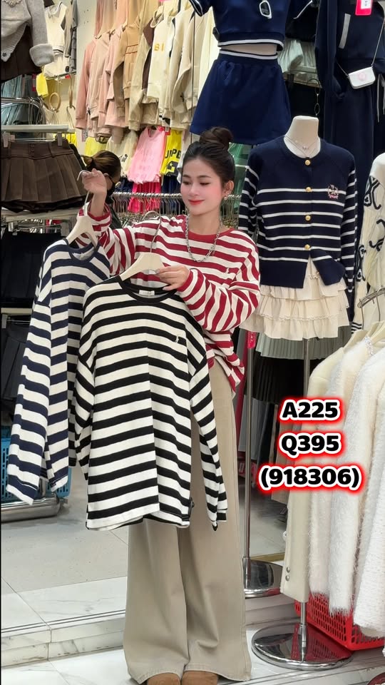 [🆕🇻🇳] Trang kiss- thời trang bé yêu 🧑‍🧒❤️️👶⭐️ set dạ 3 ct bé mặc đi học đi chơi mặc lễ tết đều xinh 
Ri10 sz 10-30kg.#230k
 , shares-0✔️ , likes-0❤️️ , date-2025-12-18 06:57:14🇻🇳🇻🇳🇻🇳📰🆕