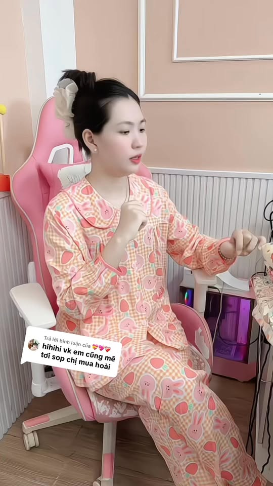 [🆕🇻🇳] Đậu 2HAND 🧑‍🧒❤️️👶⭐️  len xinh 

 #45k/áo ( giá khác note ảnh ) 
 áo đã giặt thơm bé mang được luôn 

#2hand
 , shares-22✔️ , likes-6❤️️ , date-2025-12-19 15:39:26🇻🇳🇻🇳🇻🇳📰🆕