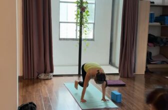[🆕🇻🇳] Yoga Sức Sống Mới 🧘 Top1Yoga 🧘 Mấy cô mấy chị hay nói: ngủ dậy đi tới lớp như trẻ em phải đến trường ấy, là để tập cho khoẻ, cũng để gặp bạn và cũng là thời khoá biểu của mỗi ngày …để  , shares-0✔️ , likes-15❤️️ , date-2025-12-10 23:26:03🇻🇳🇻🇳🇻🇳📰🆕