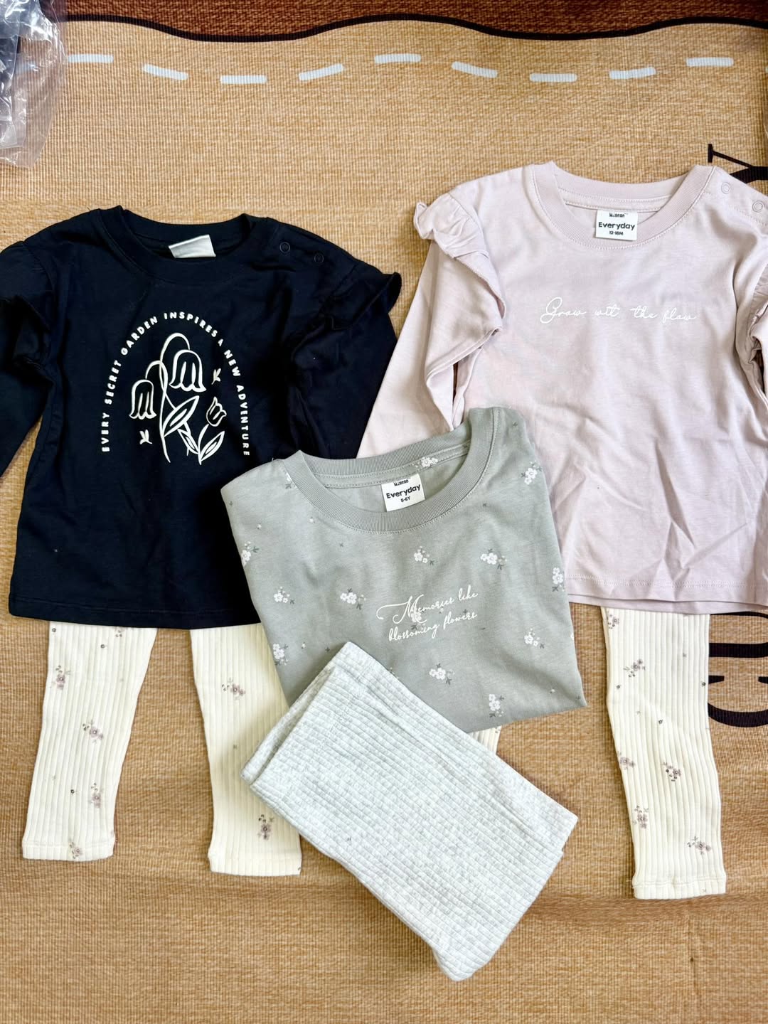 [🆕🇻🇳] Đậu Đậu Store – Shop quần áo trẻ em 🧑‍🧒❤️️👶⭐️ Hãng #minene thì đẹp quá rồi ạ. Bt em bán 2xx nay còn đúng 3b như hình #Sale nhanh hơn #100kkkk 
Đen 6/12m 
Hồng 12/18m 
Xanh 5/6y
 , shares-1✔️ , likes-0❤️️ , date-2025-12-19 02:35:54🇻🇳🇻🇳🇻🇳📰🆕