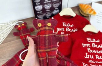 [🆕🇻🇳] Shop quần áo trẻ em minkids 😎❤️️⭐️
Tết cận kề , xuân đang về …
chào đón xuân 2026 bằng 1 Sét xinh xắn , đỏ 1 góc trời ạ
Thiết kế vải nỉ 2 da loại 1 hình in , Chân váy
và túi đeo gấu cu , shares-0✔️ , likes-7❤️️ , date-2025-12-12 07:43:25🇻🇳🇻🇳🇻🇳📰🆕