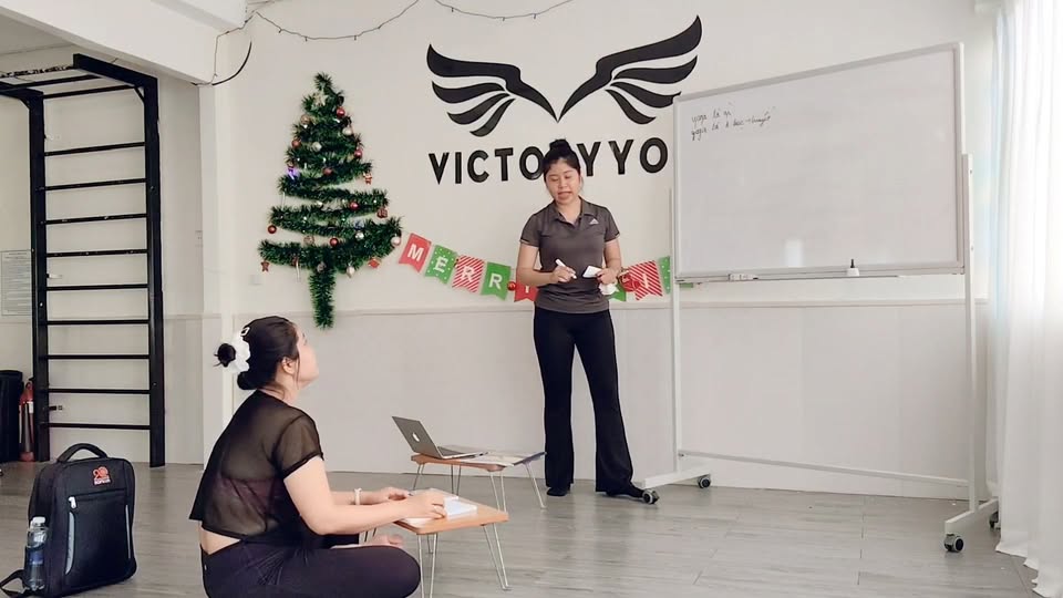 [🆕🇻🇳] Victory Yoga studio – Trung Tâm Đào Tạo HLV Yoga Quốc tế tại TP Hồ Chí Minh 🎨 Top1Designs ✨  \ud83e\uddd8\u200d\u2642\ufe0fCon \u0111\u01b0\u1eddng tr\u1edf th\u00e0nh HLV Yoga l\u00e0 h\u00e0nh tr\u00ecnh \”t\u1ef1 kh\u00e1m ph\u00e1, lan t\u1ecfa , shares-0✔️ , likes-5❤️️ , date-2025-12-17 00:30:24🇻🇳🇻🇳🇻🇳📰🆕