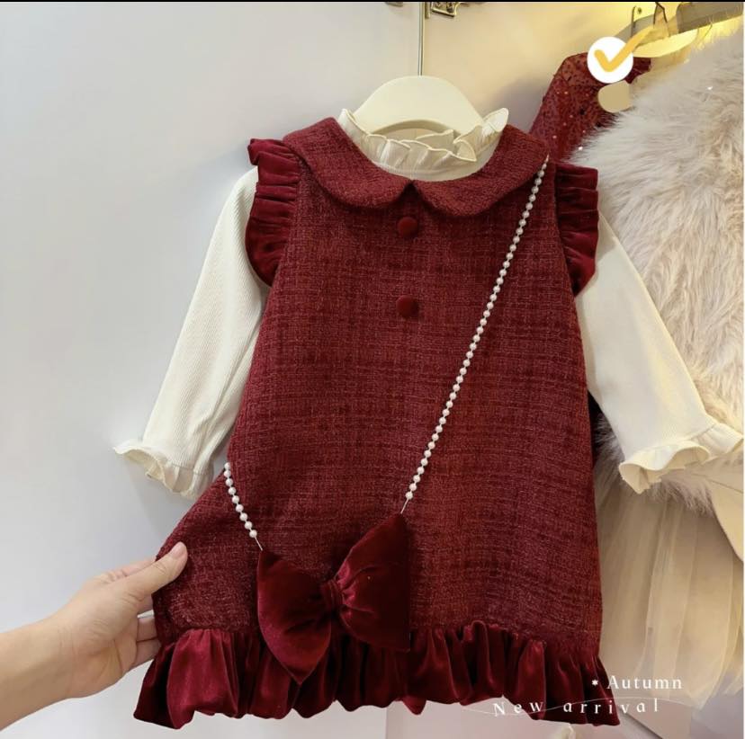 [🆕🇻🇳] MYANH – Bán buôn bán lẻ các mặt hàng thời trang cho bé yêu của bạn 🧑‍🧒❤️️👶⭐️ E còn 10-13kg, 15-22kg
Set váy kèm túi nơ 
Chỉ #179k/ set

 03 HOÀNG QUỐC VIỆT, TP HUẾ
 , shares-0✔️ , likes-0❤️️ , date-2025-12-18 02:02:32🇻🇳🇻🇳🇻🇳📰🆕