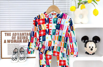 [🆕🇻🇳] Tiny Kids Chuyên cung cấp quần áo trẻ em 🧑‍🧒❤️️👶⭐️ Jingle bell
Size #9_22kg
#65k/bộ
Combo 5 bộ 324k freeship
Combo 10 bộ 649k freeship ( TẶNG 1 BỘ NGẪU NHIÊN)Size #23_29kg
#79k/bộ
Combo , shares-0✔️ , likes-3❤️️ , date-2025-12-13 05:19:06🇻🇳🇻🇳🇻🇳📰🆕