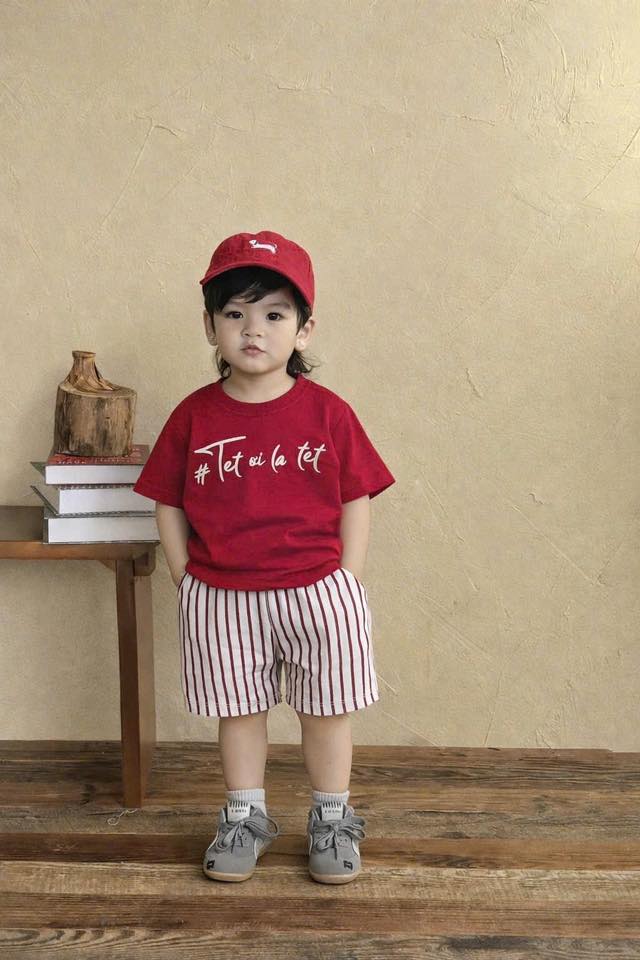 [🆕🇻🇳]  Xún Lolakid – Chuyên bán buôn , bán lẻ quần áo trẻ em thiết kế 🧑‍🧒❤️️👶⭐️ Trông mát mẻ Tết năm nay nắng thì có em.

TẾT ƠI LÀ TẾT

Size đến 27kg 
90 7-10kg 
100 11-13kg 
110 13-15kg 
120 16-18kg 
130 19-21kg 
140 22-24kg 
150 25- , shares-0✔️ , likes-4❤️️ , date-2025-12-19 23:38:27🇻🇳🇻🇳🇻🇳📰🆕