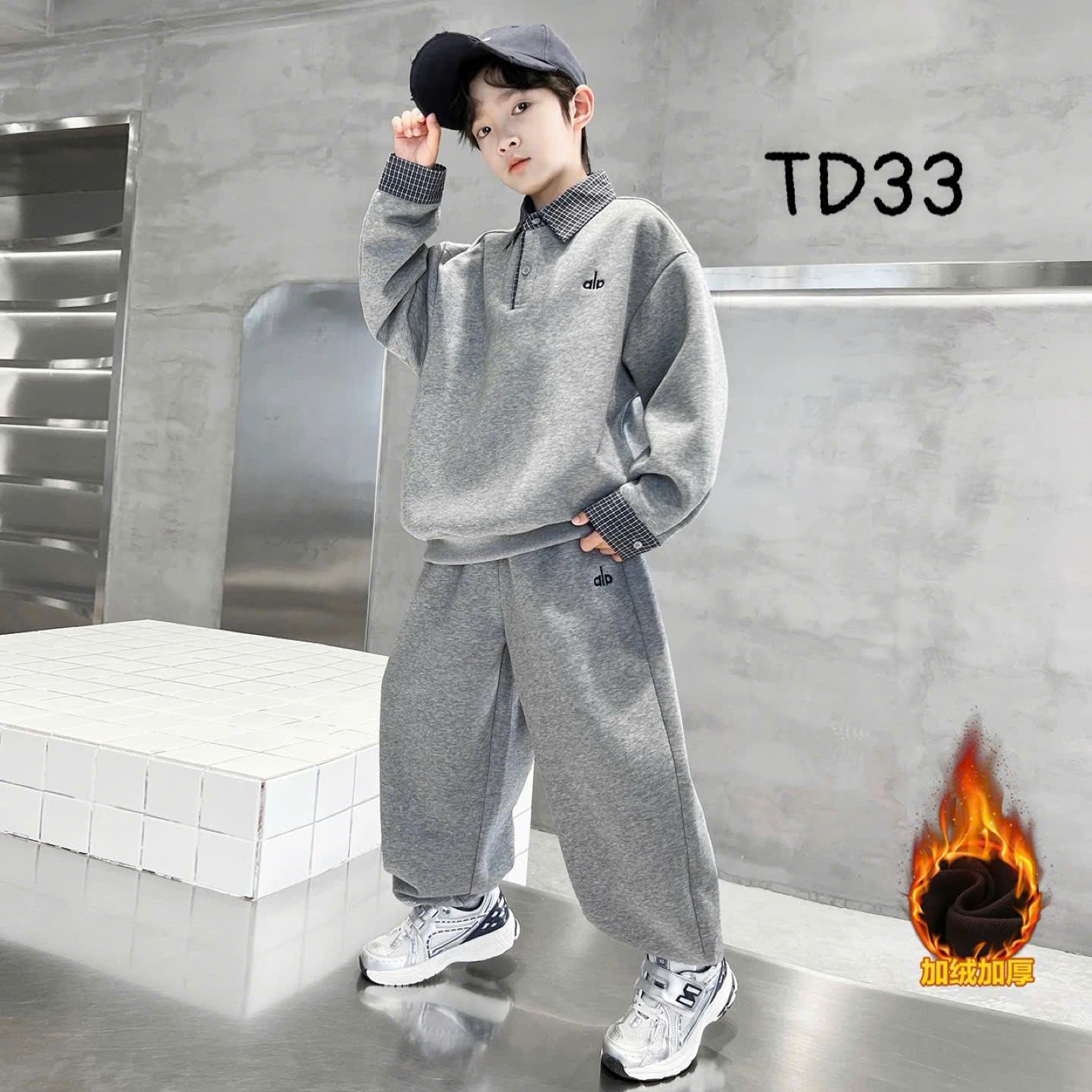 [🆕🇻🇳] Bắp Kids Chuyên thời trang trẻ em QCCC 🧑‍🧒❤️️👶⭐️  HÀNG MỚI VỀ, ĐẸP XUẤT SẮC LUÔN BA MẸ ƠI! 
 ĐỪNG LỠ cơ hội rinh ngay những outfit “xịn khỏi bàn” cho bé trai – vừa ẤM, vừa ĐẸP, lại cực kỳ THOẢI MÁI
 ƯU ĐÃ , shares-2✔️ , likes-28❤️️ , date-2025-12-17 07:39:35🇻🇳🇻🇳🇻🇳📰🆕