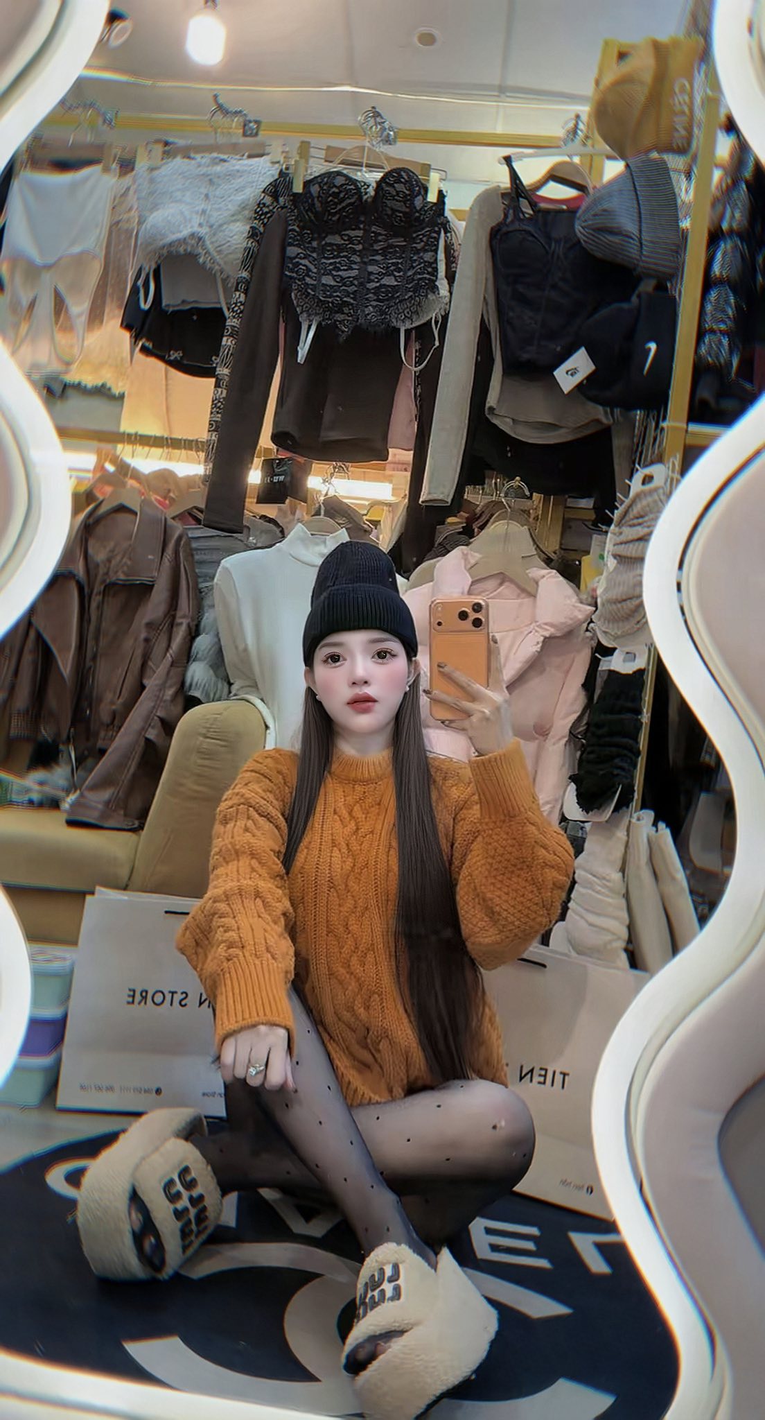 [🆕🇻🇳] Tiên Trần Store  (Chính Chủ) – SI LẺ QUẦN ÁO THỜI TRANG QCCC-GIÀY DÉP-TÚI XÁCH 👕 Top1Fashion 👗  Nhiều người cứ hỏi tôi dạo này làm ăn được không?
Nói thật làm thì thua chứ ăn chúng tôi chả thua đứa nào 
 , shares-0✔️ , likes-7❤️️ , date-2025-12-17 15:11:40🇻🇳🇻🇳🇻🇳📰🆕