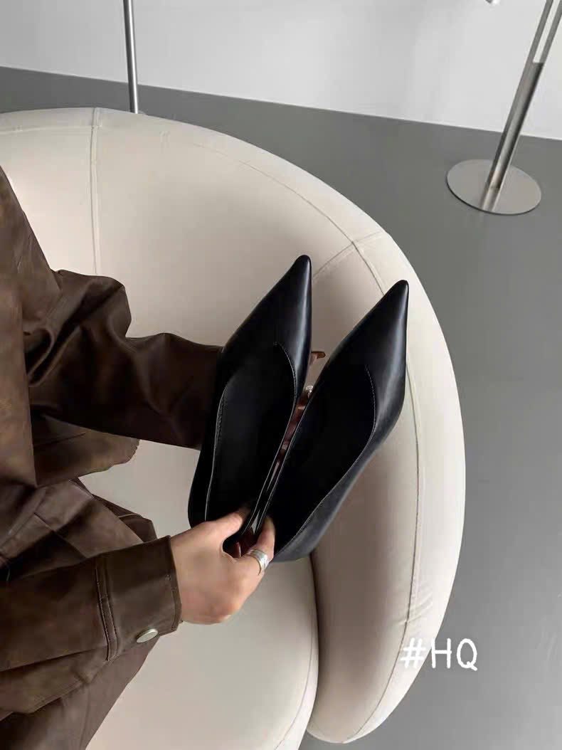 [🆕🇻🇳] Hoàng Yến Store 👕 Top1Fashion 👗   𝐀́o k𝐡o𝐚́c M𝐚n𝐠t𝐨 𝐝á𝐧g n𝐠ắ𝐧 – 𝐭r𝐞̉ 𝐭r𝐮n𝐠, t𝐨̂n d𝐚́n𝐠

 Thiết kế thắt eo chuẩn form, chất vải dày dặn, đứng dáng – mặc lên gọn gàng, sang và trẻ
 Phù hợp đ , shares-0✔️ , likes-298❤️️ , date-2025-12-17 23:23:26🇻🇳🇻🇳🇻🇳📰🆕