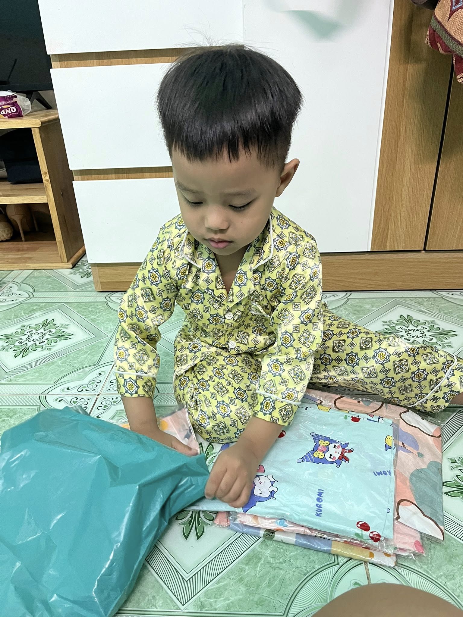 [☕️🇻🇳] Chuk Tea – Coffee 🥤 Top1Coffee ☕️ Những ngày trời se lạnh, Chuk vẫn có những thức uống nóng theo yêu cầu để buổi chill của bạn thêm ấm áp. Đừng ngần ngại nhắc nhỏ , shares-0✔️ , likes-6❤️️ , date-2025-12-15 23:00:18🇻🇳🇻🇳🇻🇳📰🆕