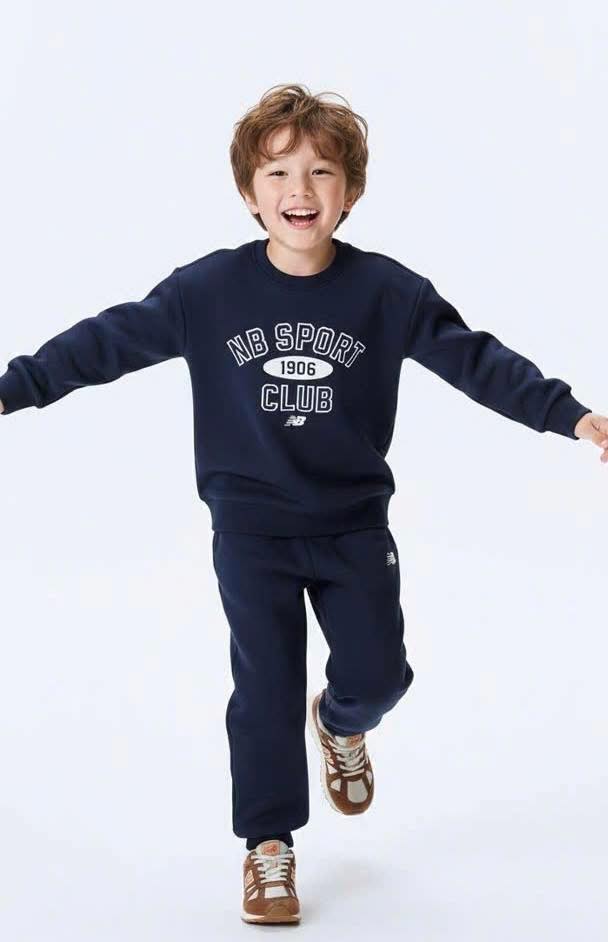 [🆕🇻🇳] MamimO Shop – Bán buôn – bán lẻ thời trang xuất khẩu trẻ em😎❤️️⭐️ Bộ N.B lên từ vải dư chất nỉ da cá ạ
Mẹ nào đg tìm bộ nỉ vừa phải k qá dầy thì múc lô này nha, chất thích lắm, Unisex gái trai mặc đều đẹp.. Mẫu đơn giản k , shares-0✔️ , likes-1❤️️ , date-2025-12-20 20:52:13🇻🇳🇻🇳🇻🇳📰🆕