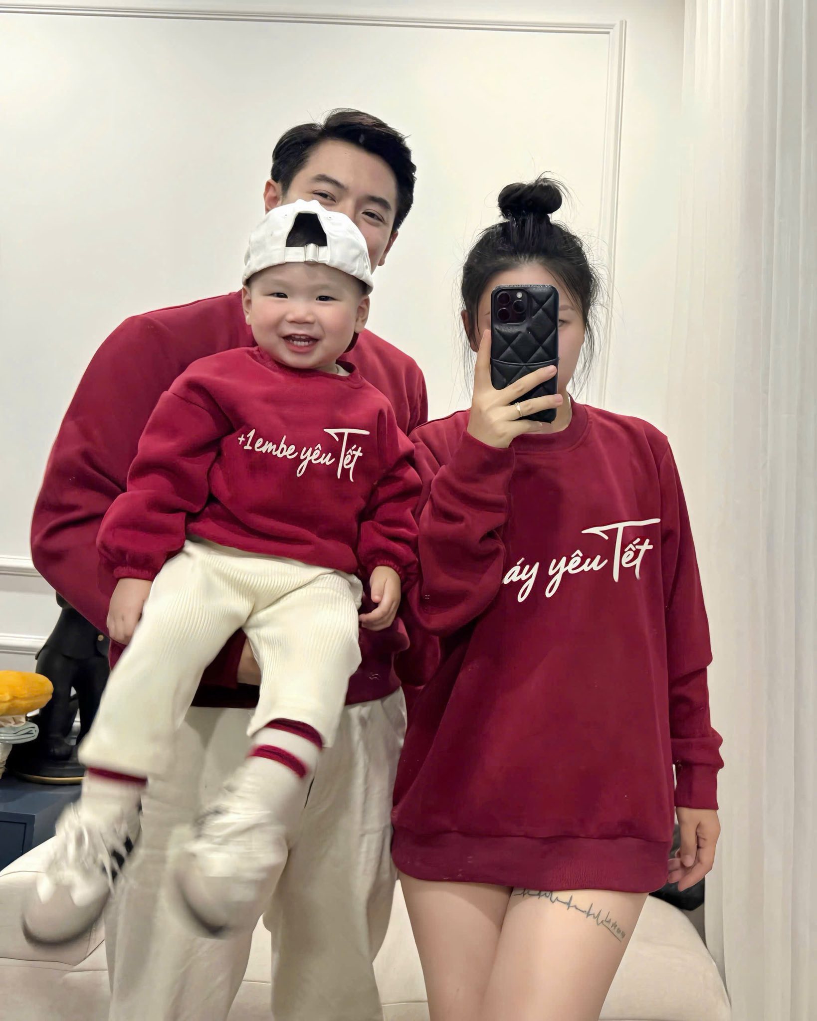 [???] Rô Store giày-vnxk – Chuyên giày dép VNXK  ? Top1Fashion ?  299k
 , shares-0✔️ , likes-7❤️️ , date-2025-12-17 21:43:31????????
