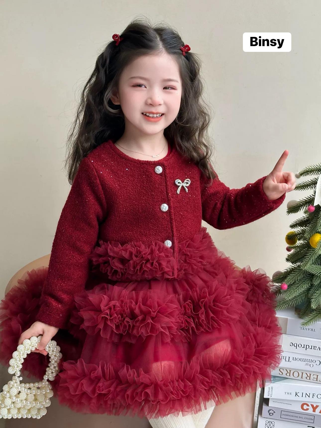 [🆕🇻🇳] Tyna Shop – Thời trang trẻ em tại Huế 🧑‍🧒❤️️👶⭐️ 25/50kg 
Chân váy jean dáng dài basic 
Dễ phối – mặc đi học, đi chơi đều xinh
Form chuẩn, chất jean dày dặn 
 Có sẵn – inbox chốt đơn liền nha
Số lượng có  , shares-1✔️ , likes-1❤️️ , date-2025-12-22 21:57:43🇻🇳🇻🇳🇻🇳📰🆕