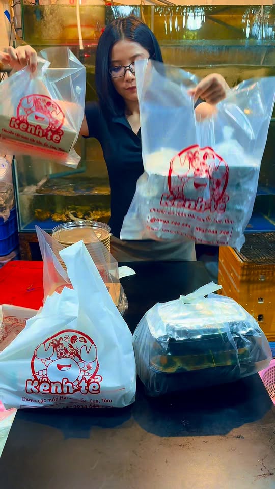 [🆕🇻🇳] Ốc Kênh Tẻ – Chuyên phục vụ các loại nghêu, sò, ốc tươi ngon các loại 🍔 Top1Food  🍜 Dạ nay em mới nói  #quanngonsaigon , shares-0✔️ , likes-4❤️️ , date-2025-12-18 22:40:20🇻🇳🇻🇳🇻🇳📰🆕