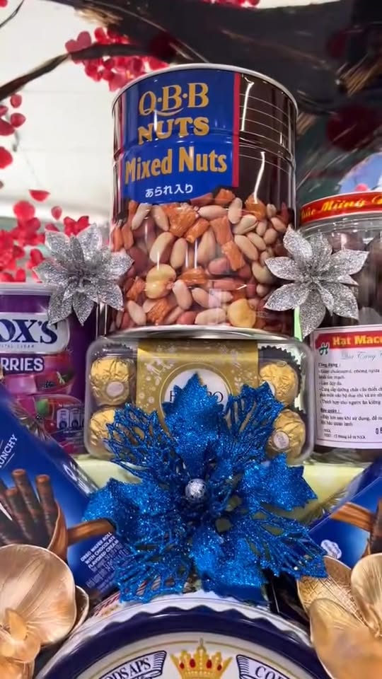 [🆕🇻🇳]  PHÚC KHANG BABY HOUSE – Chuyên thời trang trẻ em xuất khẩu, tã, sữa, combo đi sinh, phụ kiện cho bé 🧑‍🧒❤️️👶⭐️ Mẫu xanh ạ 
mẫu này lúc nào cũng đem lai may mắn tài lộc, xanh hy vọng 
Khách cần giỏ quà theo ngân sách ib em báo giá ạ
Hoá đơn VAT đầy đủ ạ , shares-0✔️ , likes-5❤️️ , date-2025-12-18 22:37:22🇻🇳🇻🇳🇻🇳📰🆕