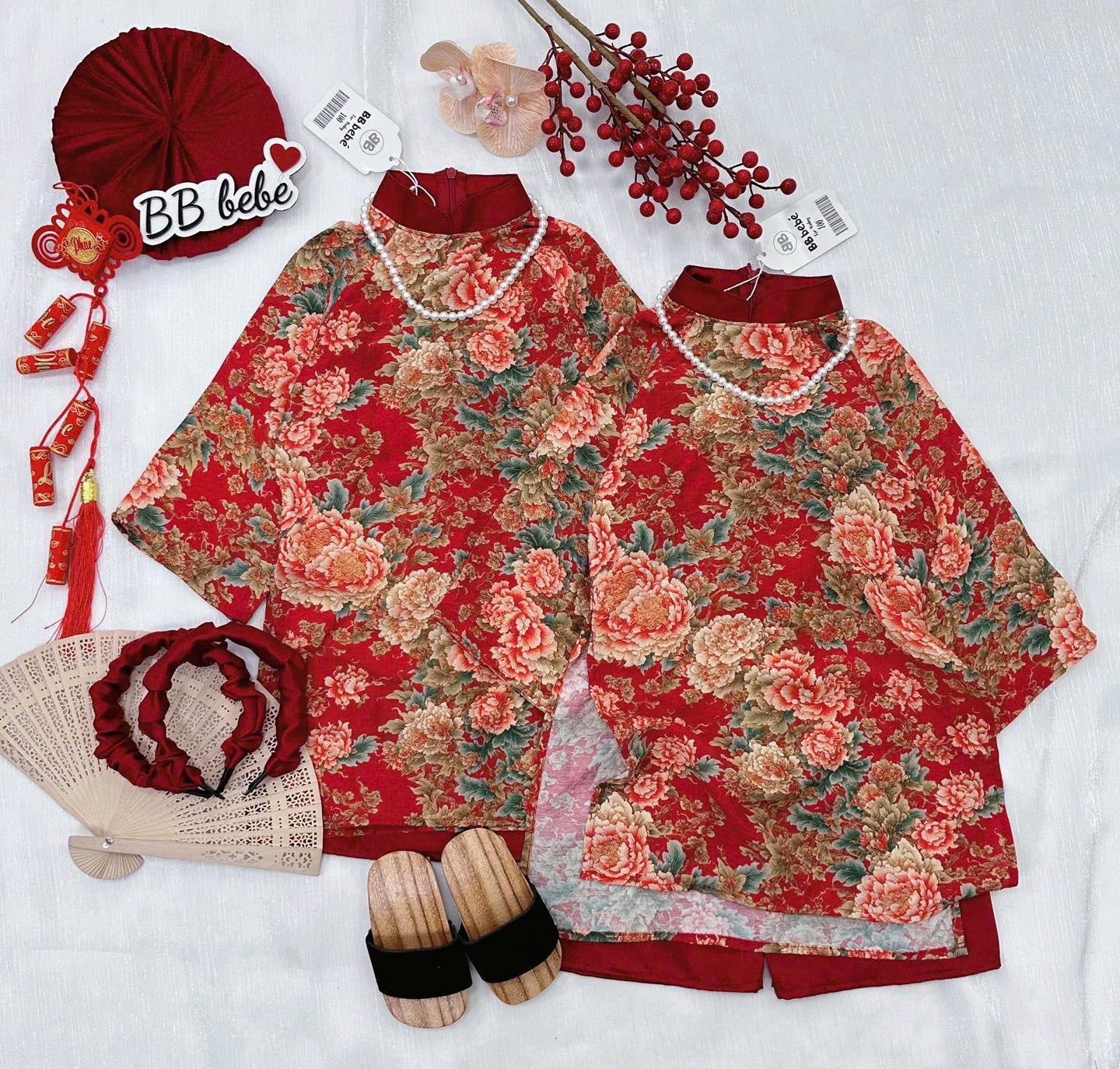 [🆕🇻🇳] Ber Orion – Quần áo trẻ em 🧑‍🧒❤️️👶⭐️ 
Sẵn SLL
Hoạ tiết chăn công ko bao giờ hết hot

Sét áo dài tone đỏ siêu xinh

Sét gồm: áo+ quần+ mấn+ tặng kèm vòng ngọc đủ bộ

100 11-13kg 
110 13-15kg 
1 , shares-0✔️ , likes-3❤️️ , date-2025-12-21 04:53:24🇻🇳🇻🇳🇻🇳📰🆕